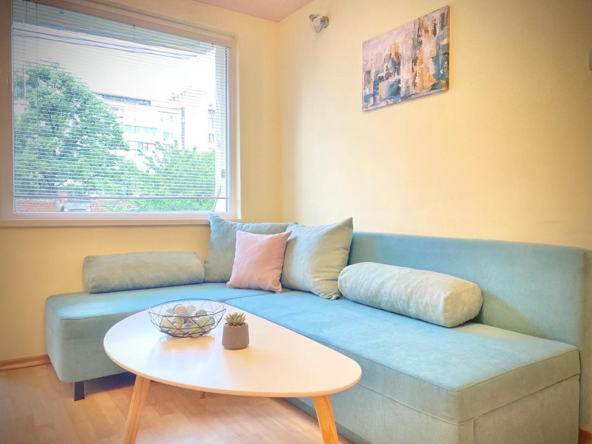 Sunny Central Apartment With Tv & Wi-Fi Sztara Zagora Kültér fotó