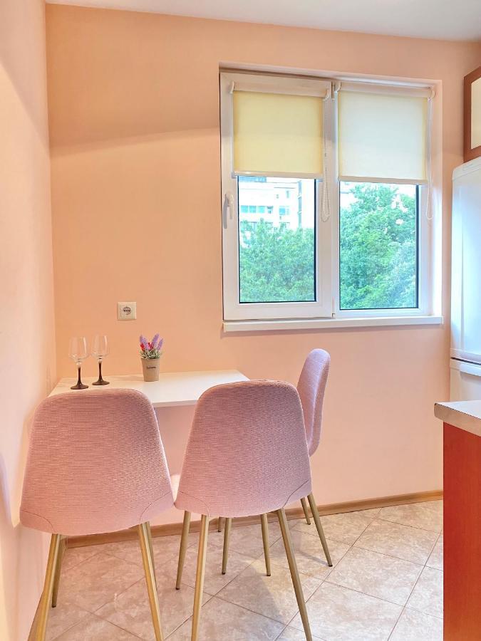 Sunny Central Apartment With Tv & Wi-Fi Sztara Zagora Kültér fotó